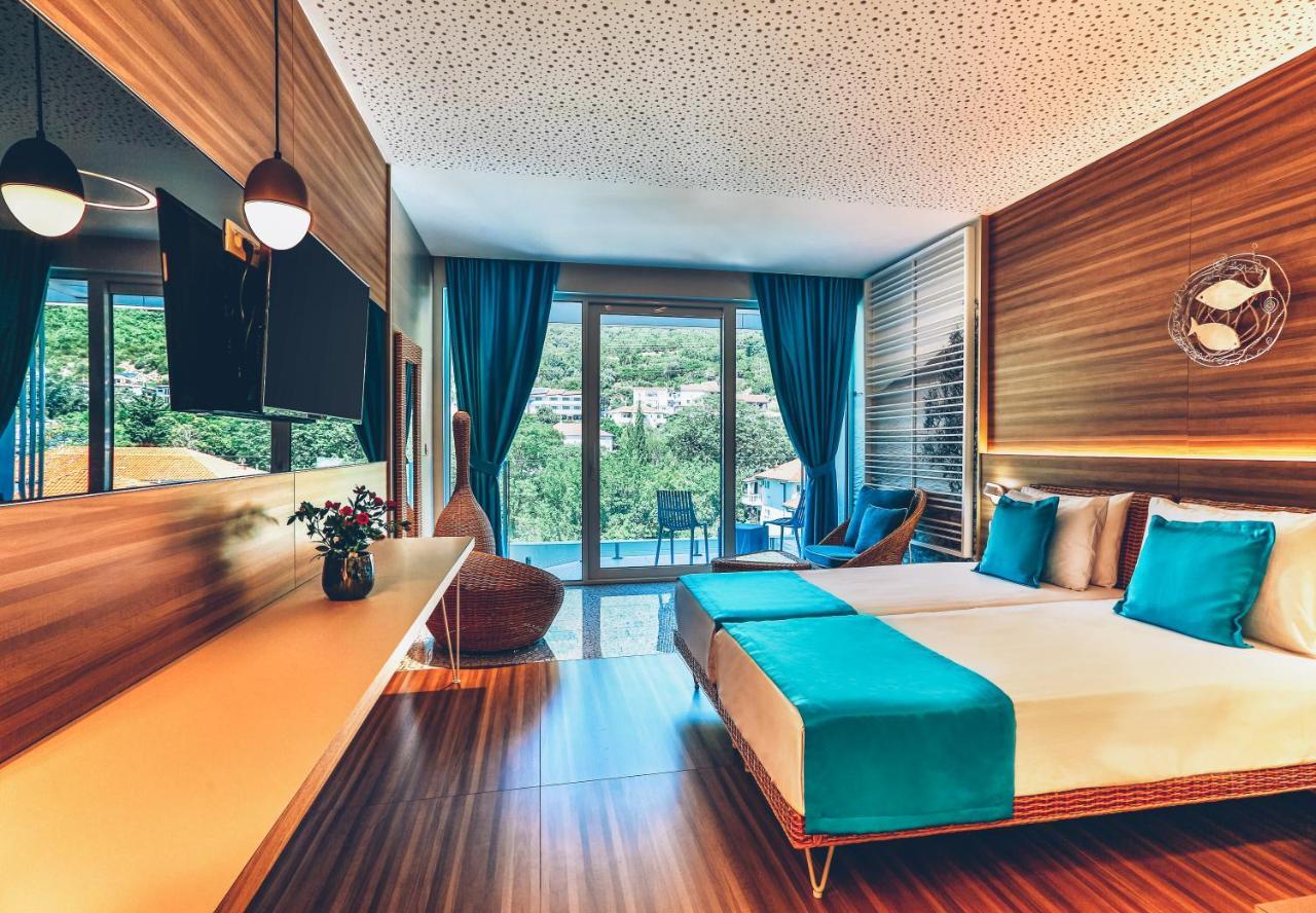 הרצג-נובי Carine Hotel Kumbor Superior מראה חיצוני תמונה