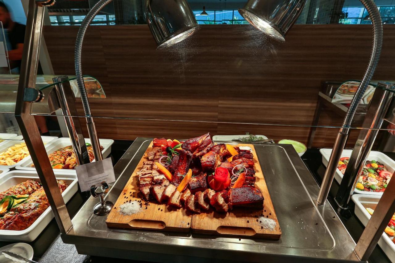 הרצג-נובי Carine Hotel Kumbor Superior מראה חיצוני תמונה